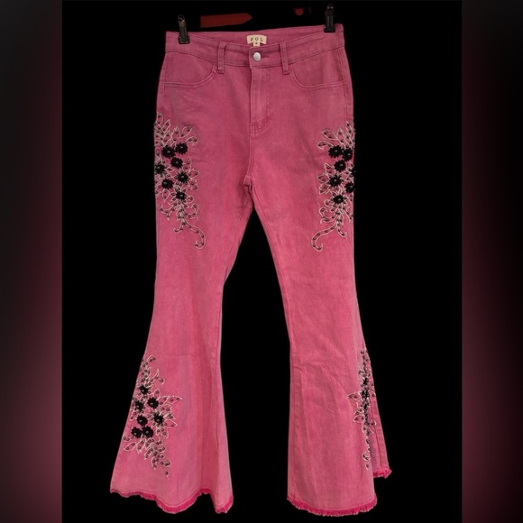 POL Embellished and Embroidered Flare Jeans NWOT - Picture 1 of 6